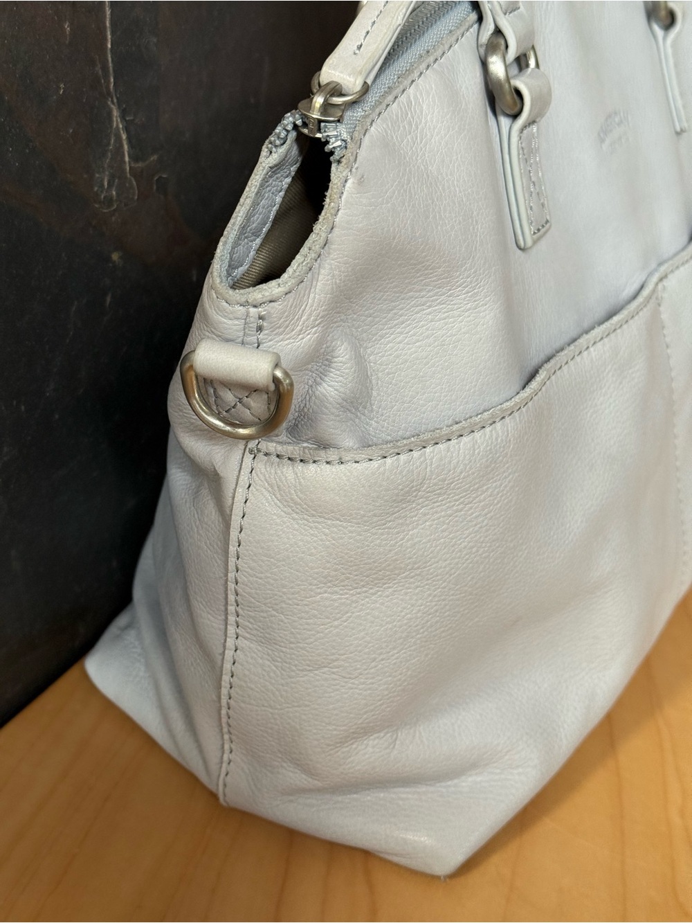 American Leather Brand Carrie Dome Satchel NWOT
Light gray blue. - Picture 5 of 16